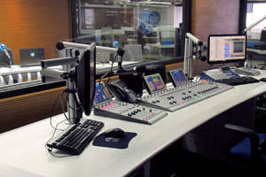 Estudios y control de Blu Radio - Colombia